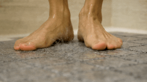 B-TRIANGL 25 Black Odtoková vpusť rohová